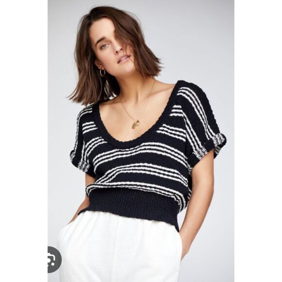 Callahan Black and White Striped Knit Top Size Medium - Picture 1 of 7